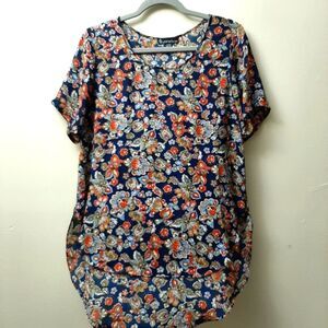 SIGNATURE STUDIO Floral Boho High Low Boho Blouse Size Medium